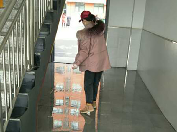 疫情當前，堅守崗位的你，真美真帥