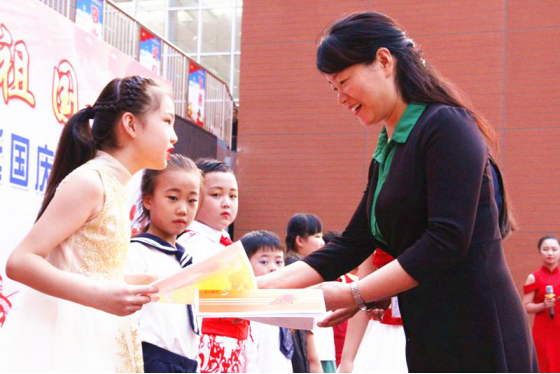 2019-10-14_唱誦抒發愛國情 同心共筑中國夢——安陽市飛翔學校舉行第四屆“慶國慶”唱誦會2582